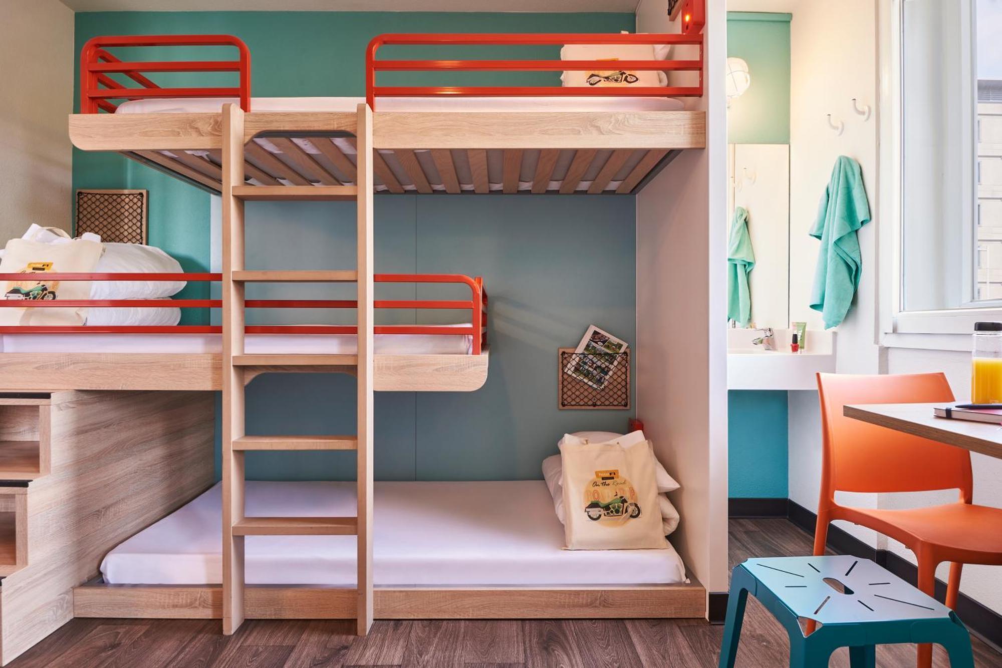 Hotel Hotelf1 Cdg Pn2 *