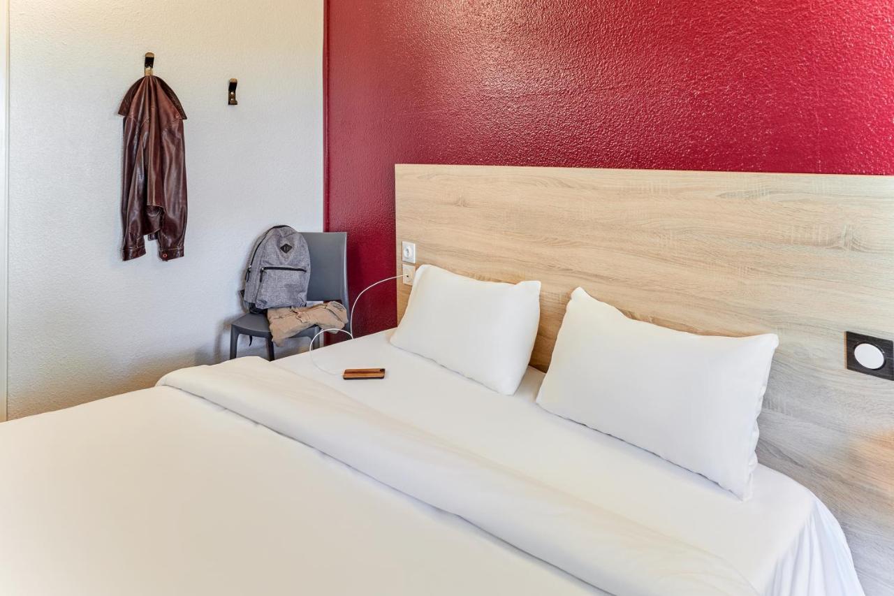 Hotelf1 Cdg Pn2 Hotel *